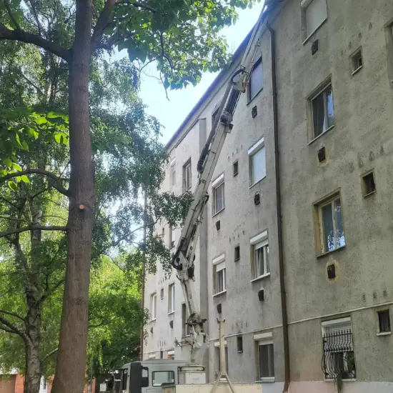 Háromszintes épület csatorna tisztítás